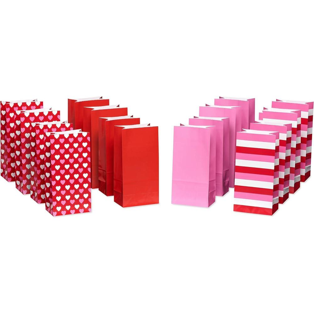 imageAmerican Greetings 105quot Valentines Day Goodie Bags Hearts and Stripes 16CountHearts and Stripes