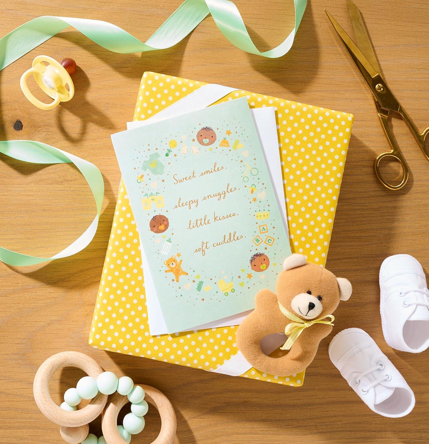 imageAmerican Greetings Carte de fte prnatale Love on the Way
